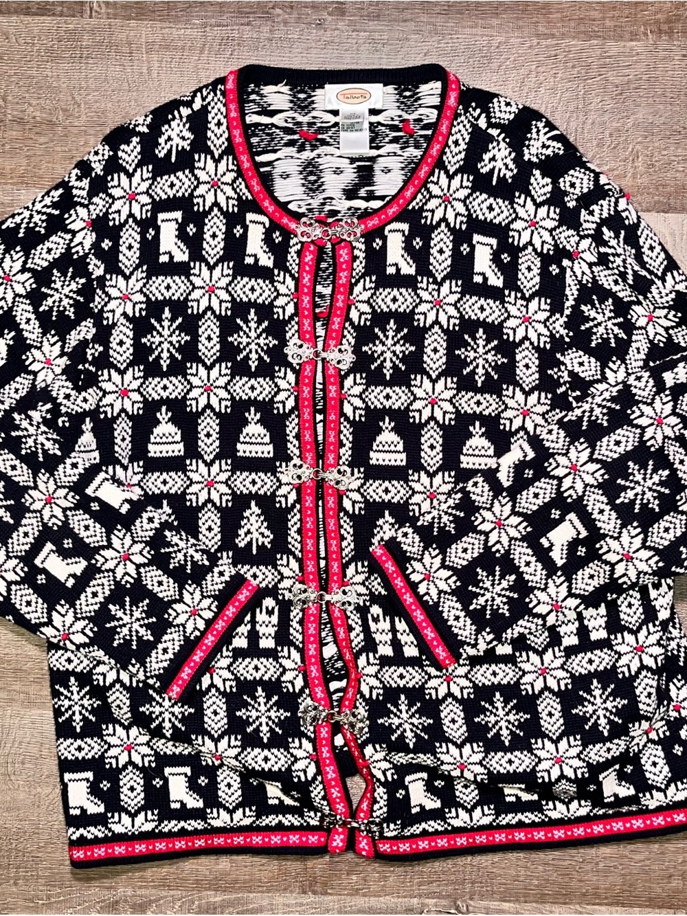Talbots women’s XL Fair Isle Nordic cardigan sweater metal clasps snowflakes